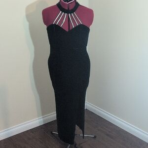 Sheena | Vintage Elegant Fantasy Forest Green Evening Dress With Bejeweled Focus